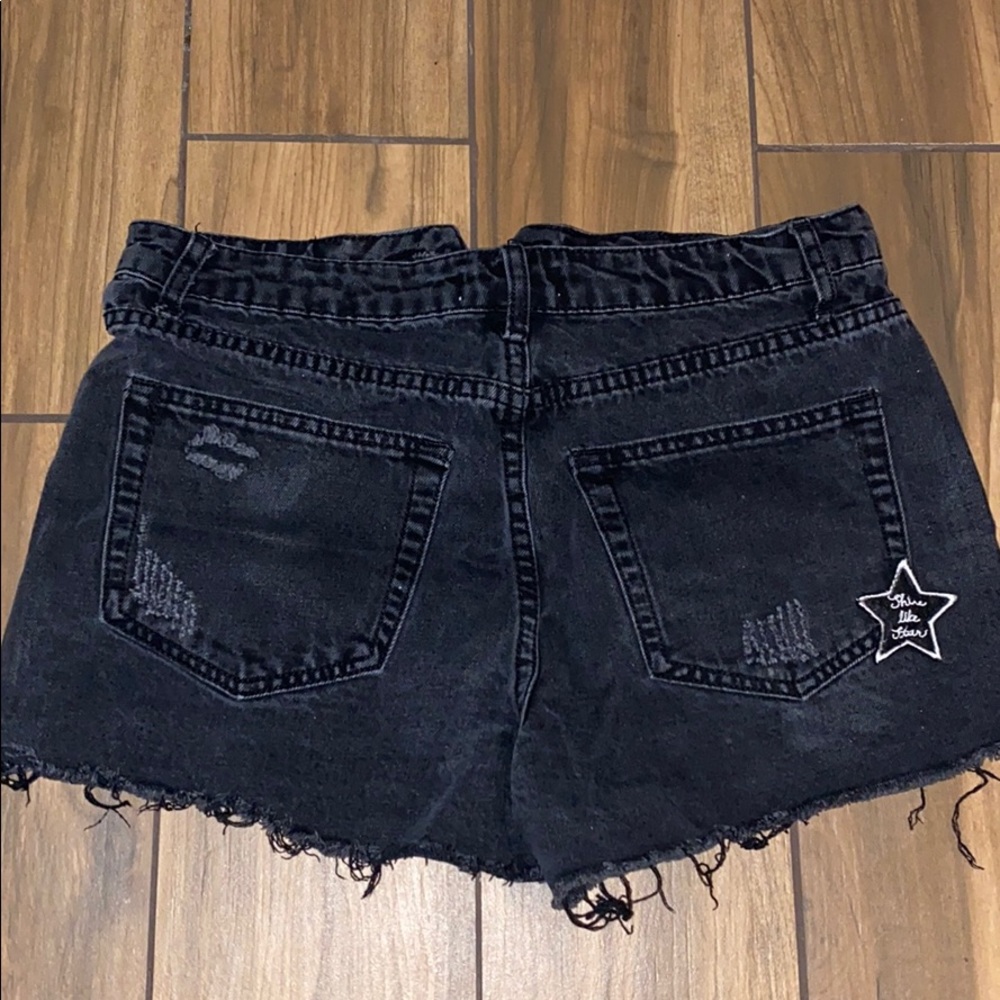 Shorts - Picture 2 of 2